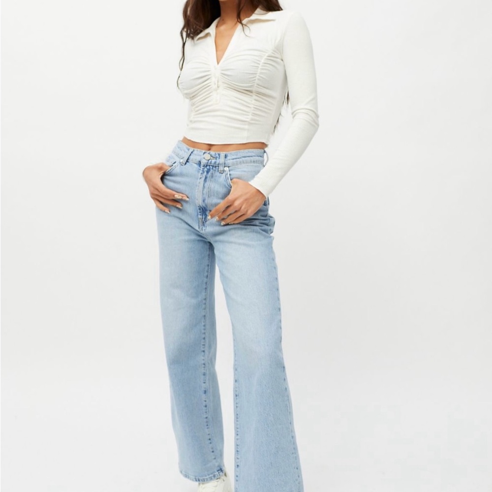 BDG WIDE LEG JEANS